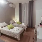 לינה וארוחת בוקר Residenza Leone