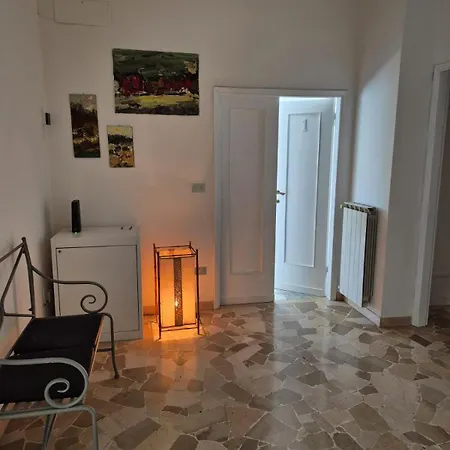 Residenza Leone Bed & Breakfast 4*
