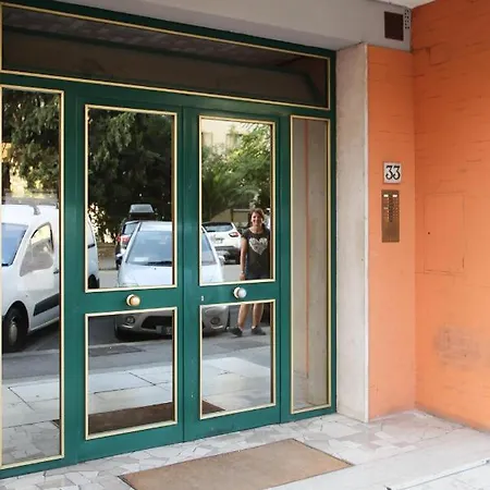 Bed & Breakfast Residenza Leone 4*